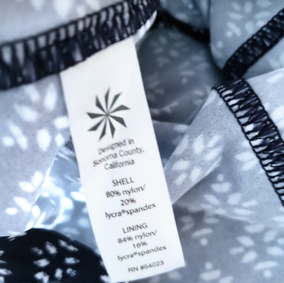 NWT Athleta 32 B/C Navy Tankini Top - Picture 6 of 8